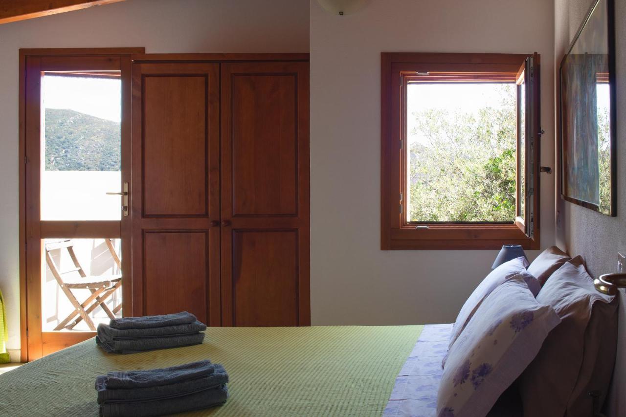 Sa Guardia De Ferricci Bed & Breakfast Solanas  Dış mekan fotoğraf