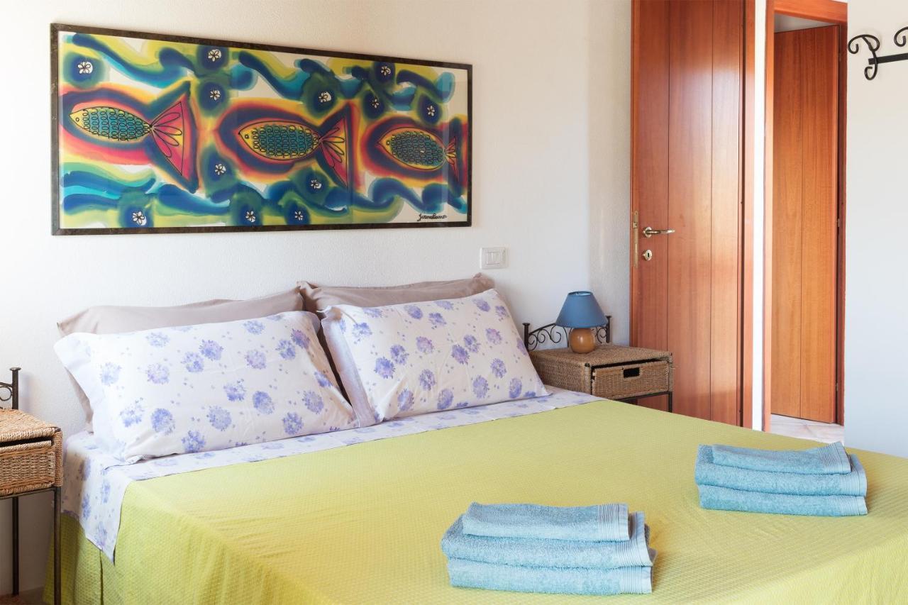 Sa Guardia De Ferricci Bed & Breakfast Solanas  Dış mekan fotoğraf